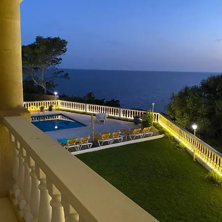 Pere Cala Galdana Menorca Villa