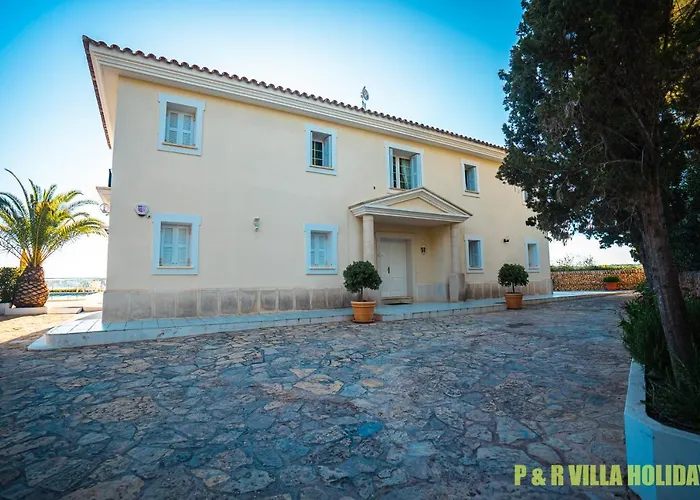 Pere Menorca Villa